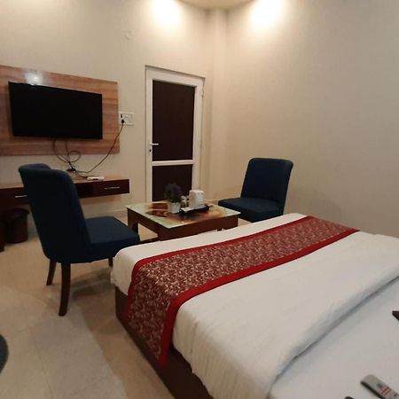 Hotel Ventures Inn Amritsar Quarto foto